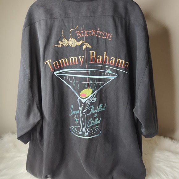 Tommy Bahama Bikinitini Silk Embroidered Logo Camp‎ Shirt Button Up Sz XL Black